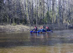 Водный поход по реке Керженец. Май 2009. Тургруппа школы Личность, кадр 223