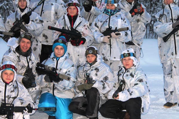 Зимний лагерь в Мончегорске. Декабрь 2014 - Январь 2015. Лазертаг, кадр 479