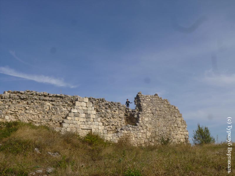 Поход по пещерным городам Крыма, октябрь 2015, кадр 494
